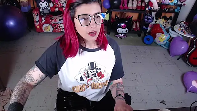 MissMiia2 online show from September 18, 2025, 3:03 pm