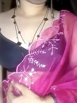 Indianhyna online show from February 14, 2025, 4:09 pm