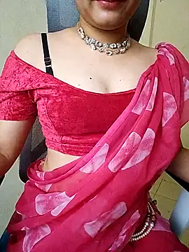 Indianhyna online show from September 13, 2025, 7:19 am