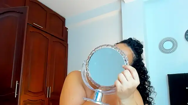 kathyajhonss online show from April 5, 2026, 10:51 pm