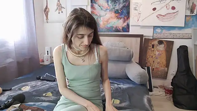 Iren online show from March 18, 2025, 6:36 am