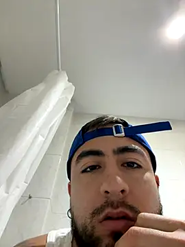 Snapshot of Kolingk chatting on October 26, 2025, 11:49 am Kolingk online show from October 26, 2025, 11:49 am