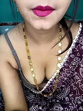 Diamond queeen online show from January 2, 2025, 8:46 pm