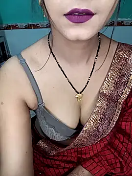 Diamond queeen online show from February 4, 2025, 10:34 pm