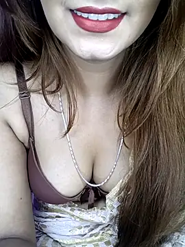 Diamond queeen online show from October 9, 2025, 9:02 pm