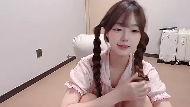 Fairy-06 online show from October 22, 2025, 1:55 pm