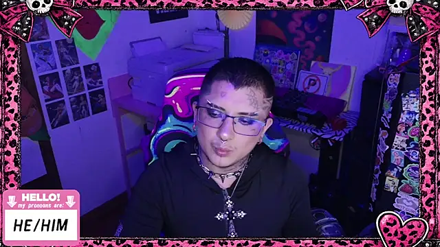 Snapshot of masterkevinftm chatting on May 29, 2026, 3:37 am masterkevinftm online show from May 29, 2026, 3:37 am