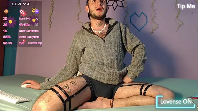 Snapshot of Dante_Bear_ chatting on February 13, 2026, 11:23 pm Dante Bear online show from February 13, 2026, 11:23 pm