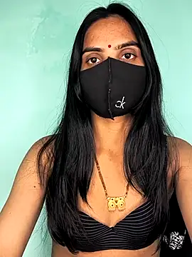 cute simmy0 online show from April 5, 2026, 8:06 pm