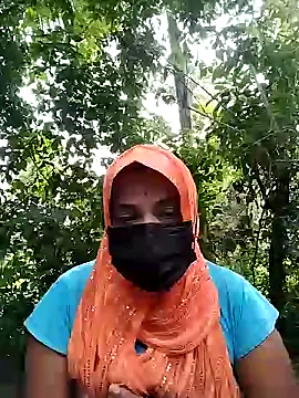 Snapshot of Pathima18 chatting on December 2, 2024, 5:26 am Pathima18 online show from December 2, 2024, 5:26 am