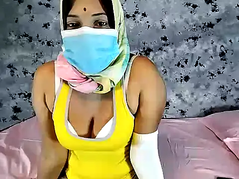 Snapshot of Pathima18 chatting on December 12, 2024, 3:16 pm Pathima18 online show from December 12, 2024, 3:16 pm