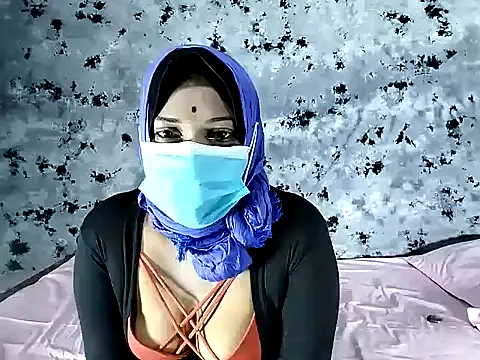 Snapshot of Pathima18 chatting on December 15, 2024, 3:53 pm Pathima18 online show from December 15, 2024, 3:53 pm