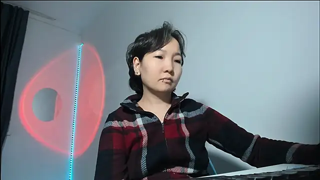 Snapshot of himeros_goddess chatting on December 15, 2024, 12:40 am himeros goddess online show from December 15, 2024, 12:40 am