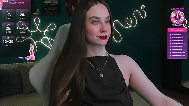 Snapshot of katie_taylorr chatting on February 24, 2026, 9:02 pm katie taylorr online show from February 24, 2026, 9:02 pm