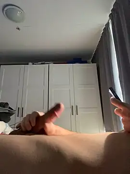 youssef00711 online show from December 4, 2024, 12:58 pm