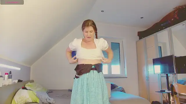 Snapshot of Hexe12346 chatting on March 9, 2025, 3:27 pm Hexe12346 online show from March 9, 2025, 3:27 pm