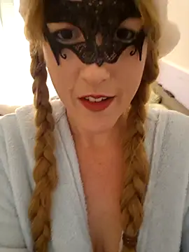 Snapshot of Hexe12346 chatting on December 5, 2025, 4:58 pm Hexe12346 online show from December 5, 2025, 4:58 pm