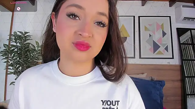 Snapshot of MiaKay1 chatting on November 20, 2025, 3:39 am MiaKay1 online show from November 20, 2025, 3:39 am