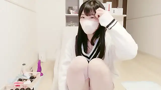 Snapshot of IORio2 chatting on January 13, 2026, 5:51 pm IORio2 online show from January 13, 2026, 5:51 pm