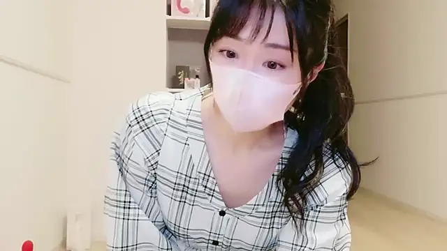 Snapshot of IORio2 chatting on February 19, 2026, 5:31 pm IORio2 online show from February 19, 2026, 5:31 pm