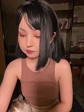 lalallalalaa- online show from April 22, 2026, 2:07 pm