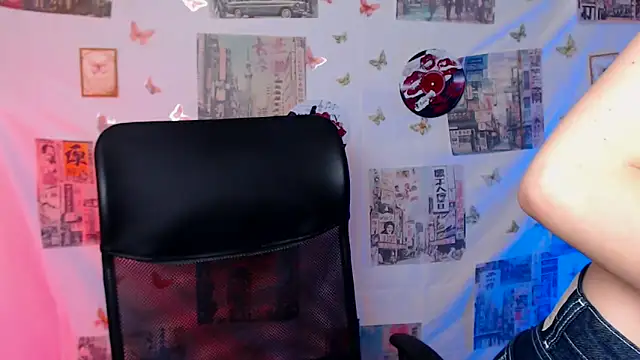  SusieSu  online show from May 18, 2026, 6:19 am