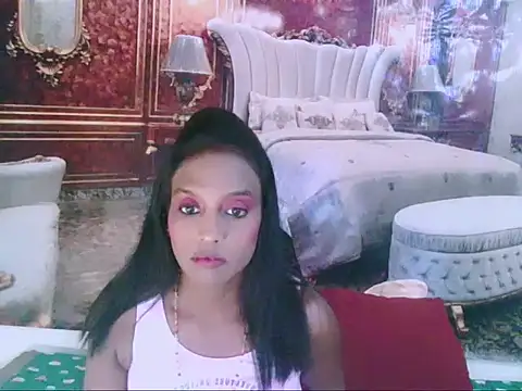 Snapshot of IndianLoveBug chatting on December 29, 2024, 5:44 pm IndianLoveBug online show from December 29, 2024, 5:44 pm