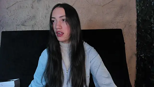 Scarlett  Fox   online show from November 5, 2025, 11:21 am