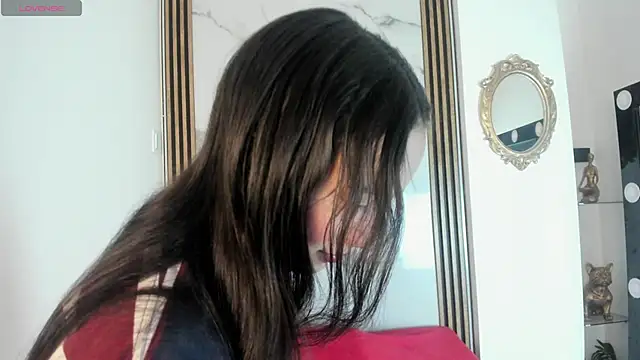 Snapshot of Scarlett__Fox__ chatting on March 27, 2026, 11:43 am Scarlett Fox online show from March 27, 2026, 11:43 am