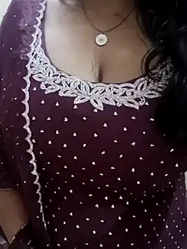 Anamika Kapoor online show from January 5, 2025, 11:01 pm