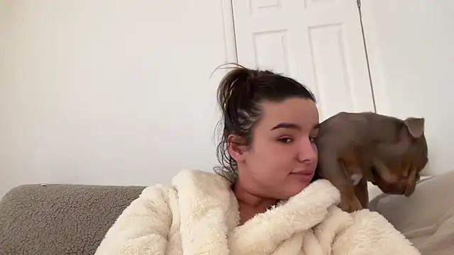 maisiesmithx online show from February 4, 2025, 12:22 pm