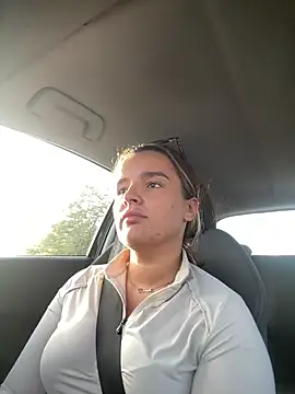 maisiesmithx online show from October 7, 2025, 3:53 pm