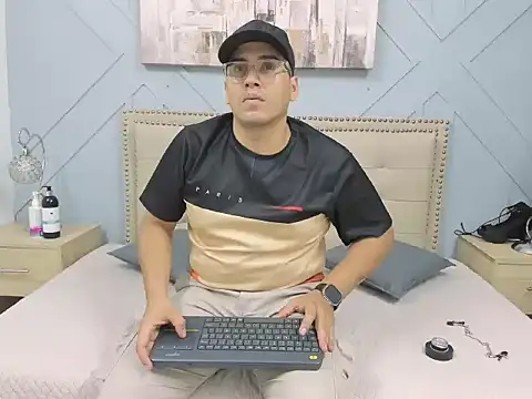 Vale n Matt online show from September 21, 2025, 3:41 am