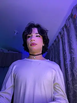 sue   0 online show from February 13, 2025, 5:16 am