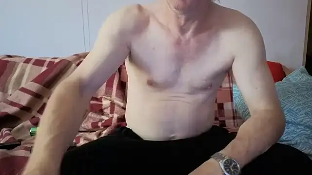 loverboyxxx69 online show from October 31, 2025, 11:44 am