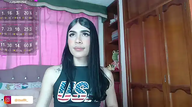 Snapshot of cuttebabe_ chatting on February 22, 2025, 9:04 pm cuttebabe  online show from February 22, 2025, 9:04 pm