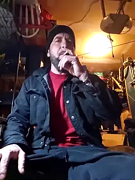 Beardedtattood online show from February 27, 2025, 11:41 am