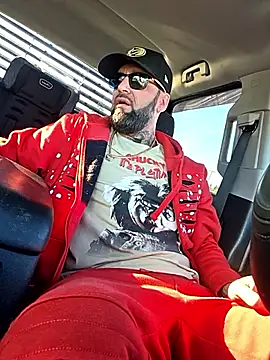 Beardedtattood online show from October 9, 2025, 1:09 pm