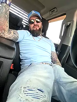 Beardedtattood online show from April 9, 2026, 2:33 pm