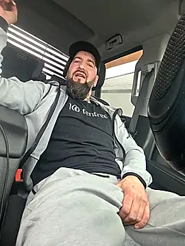 Beardedtattood online show from April 15, 2026, 1:40 pm