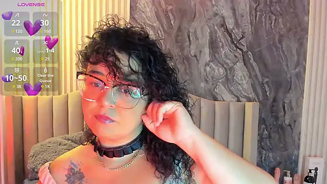 Reginavegaa online show from March 6, 2025, 11:58 am