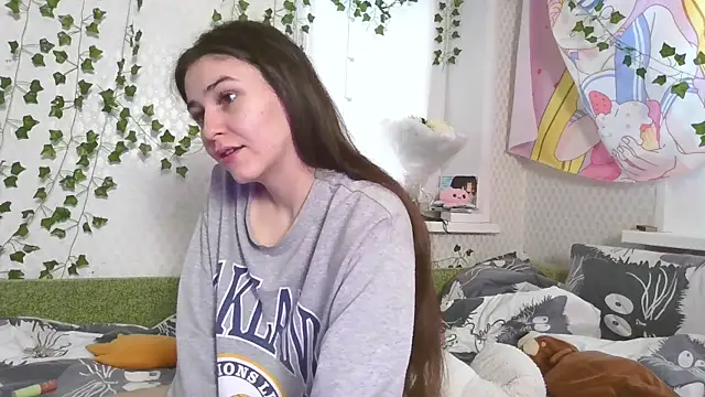 Snapshot of Mila_starx chatting on December 22, 2024, 6:39 am Mila starx online show from December 22, 2024, 6:39 am