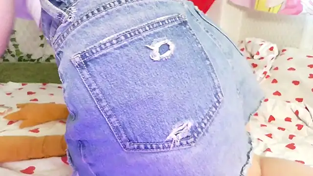 Snapshot of Mila_starx chatting on February 18, 2025, 4:58 am Mila starx online show from February 18, 2025, 4:58 am