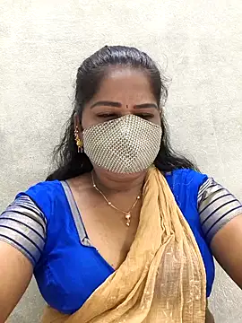 Snapshot of MaaliiiPonuTamil chatting on May 5, 2026, 12:40 am MaaliiiPonuTamil online show from May 5, 2026, 12:40 am