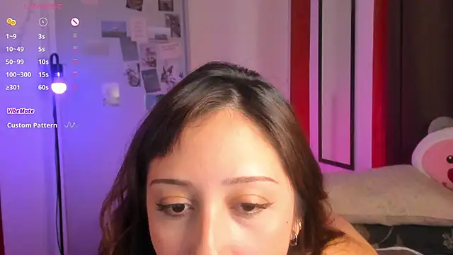 Snapshot of HeyTati chatting on February 22, 2026, 12:01 am HeyTati online show from February 22, 2026, 12:01 am