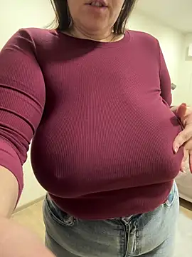 Your Hot Sister01 online show from February 8, 2025, 11:12 am