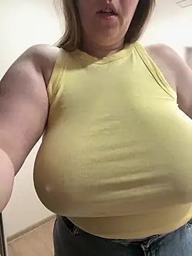 Your Hot Sister01 online show from March 23, 2025, 6:47 am