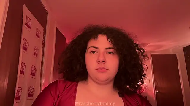 Snapshot of RaspberryTommyFTM chatting on February 5, 2026, 3:44 am RaspberryTommyFTM online show from February 5, 2026, 3:44 am