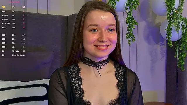 MichelleHaynes online show from February 11, 2025, 9:03 pm