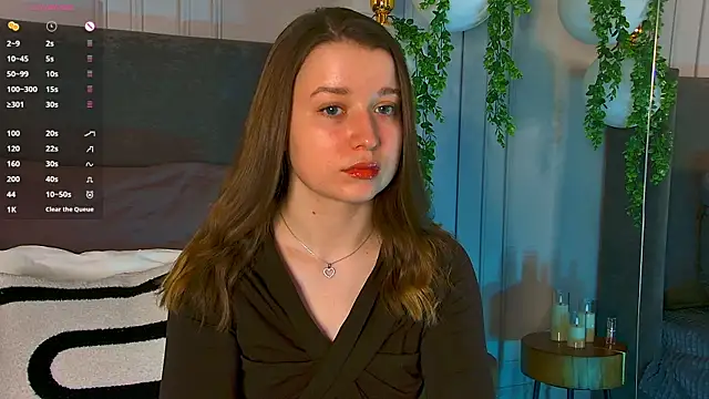 MichelleHaynes online show from February 24, 2025, 2:48 pm